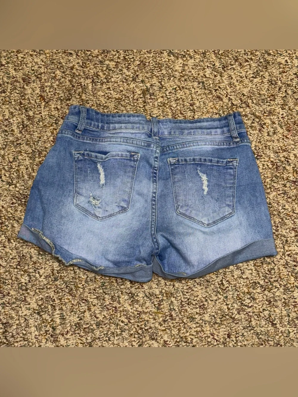 Women's juniors size 9 shorts KanCan Mid Wash Distressed Denim‎ Roll Cuff Shorts